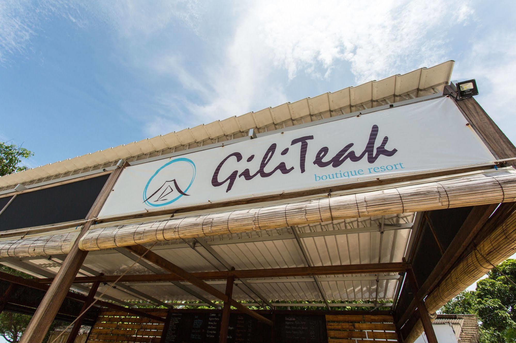 Gili Teak Beach Front Resort ギリ・トラワンガン エクステリア 写真